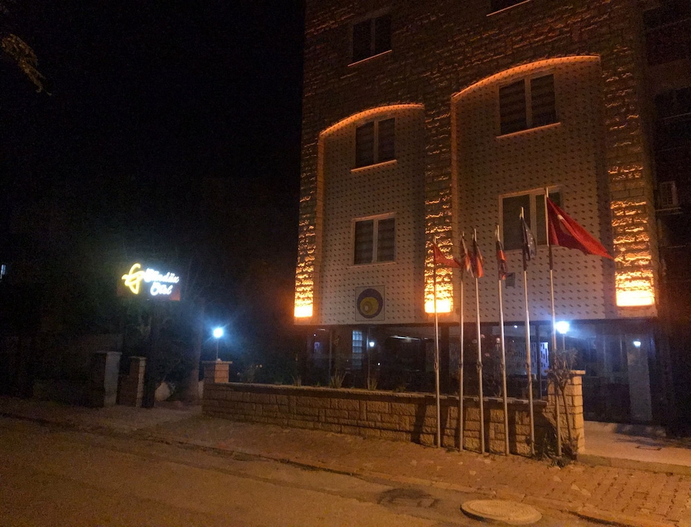 Gunduz Otel 23/26