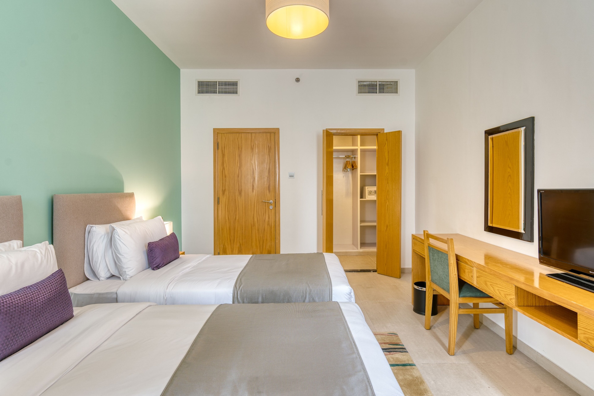 1 BEDROOM, DELUXE, APARTMENT