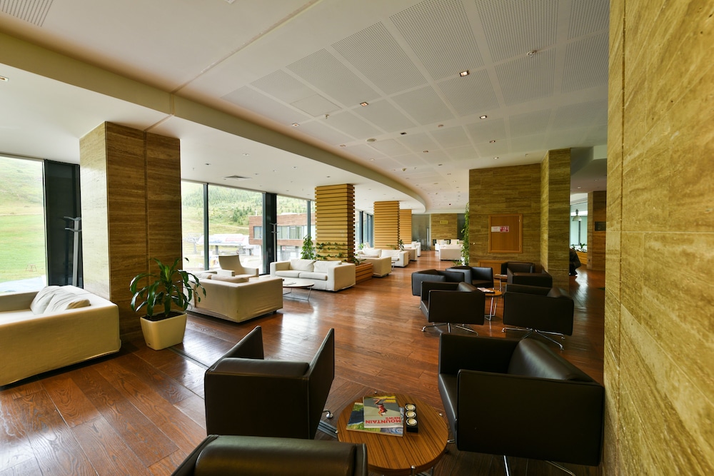 ZIRVE HOTEL 47/76