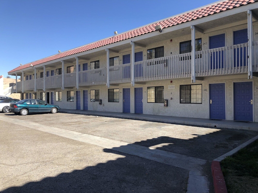 Motel6 Barstow, CA 42/57