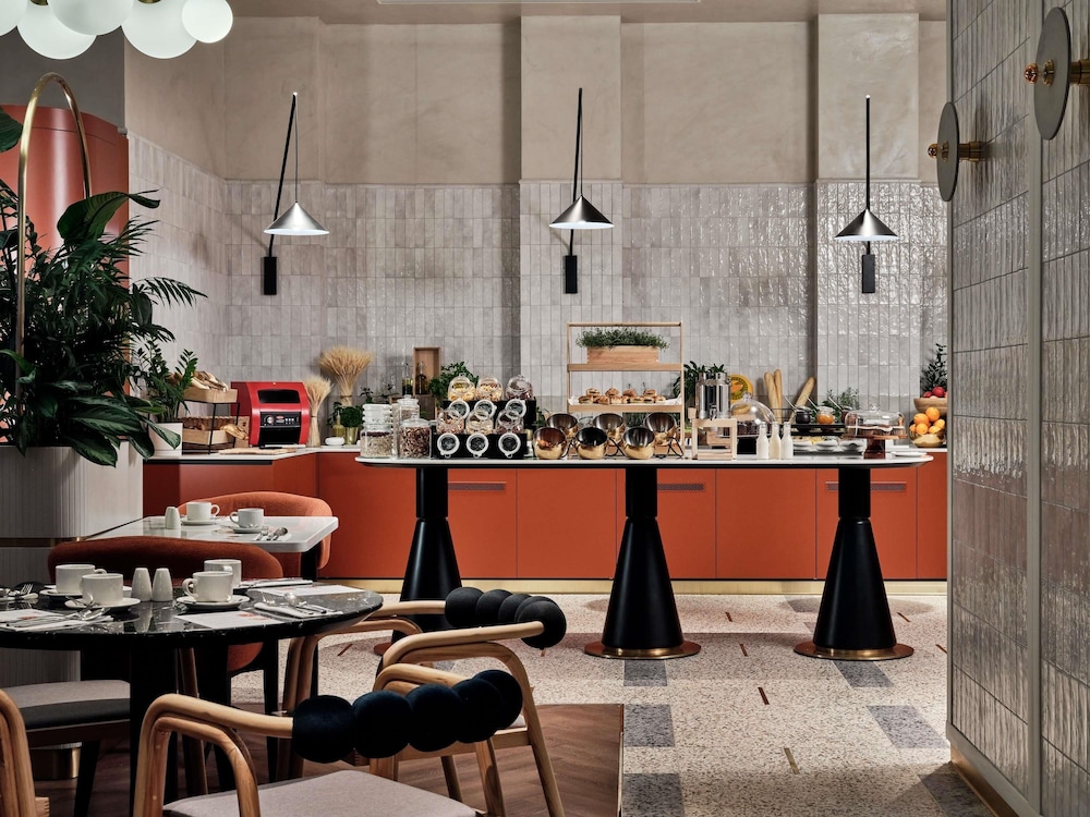 Movenpick Grand Hotel Wroclaw 45/60