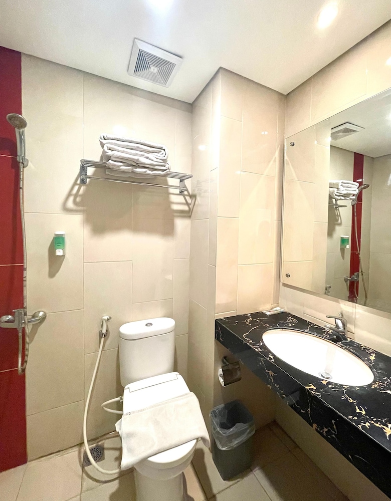 Brothers inn Babarsari 32/33