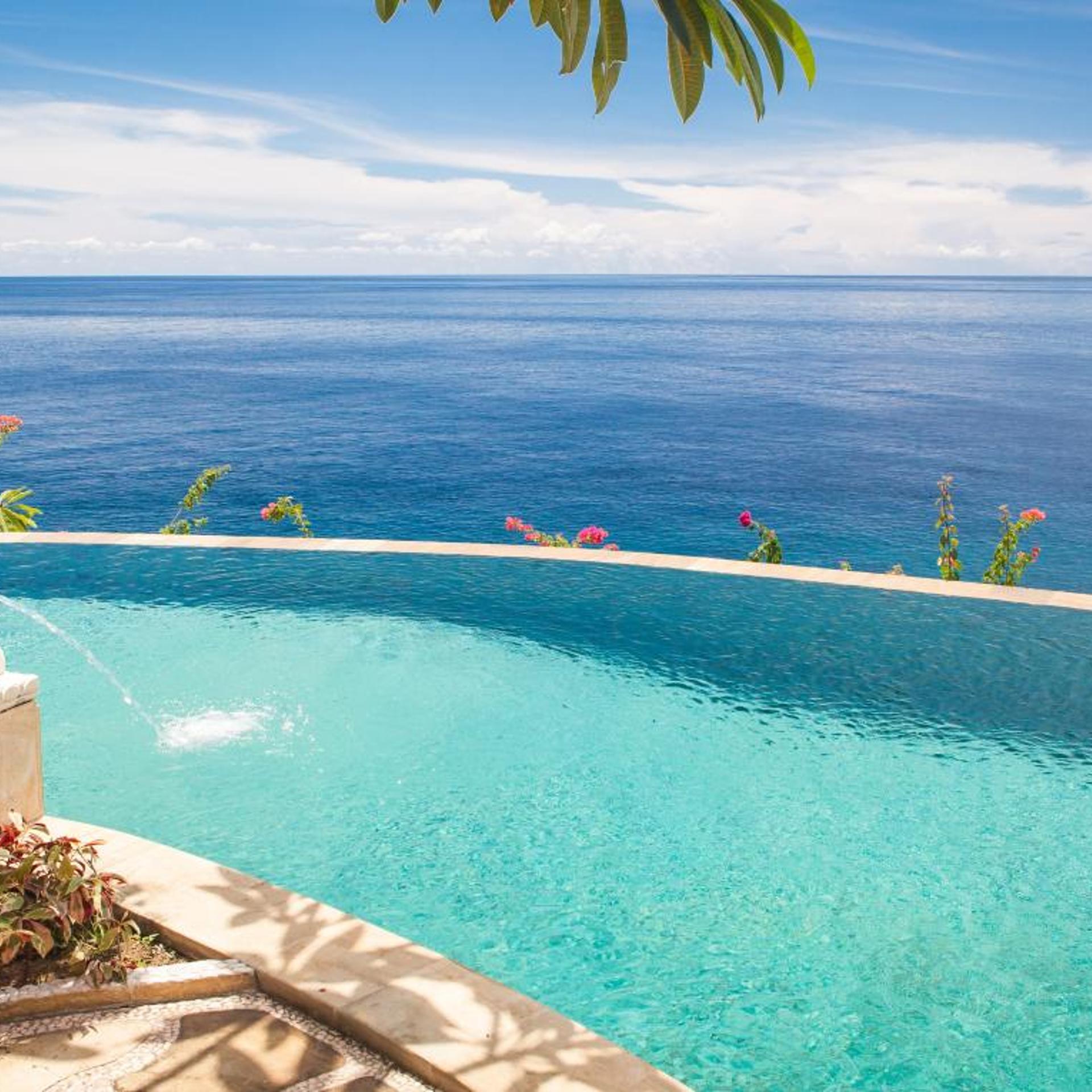 BLUE MOON VILLAS 51/55