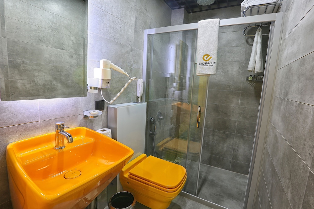 Erdem City Hotel 46/50