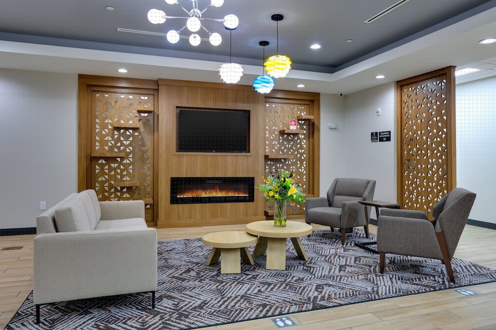 Candlewood Suites Dfw West Hurst 47/57
