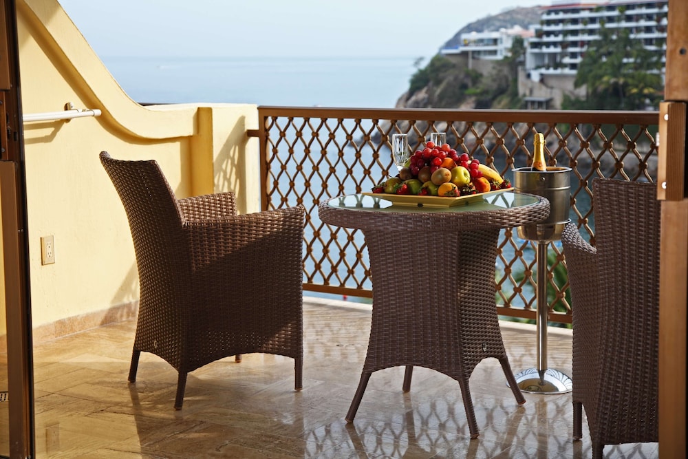 Barcelo Puerto Vallarta - All Inclusive 58/76