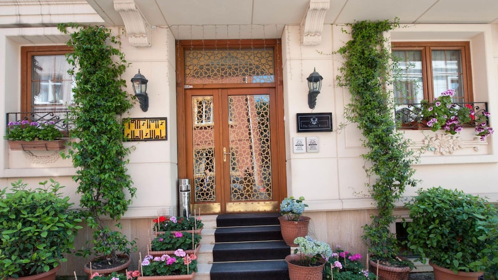 Sultans Royal Hotel 2/50