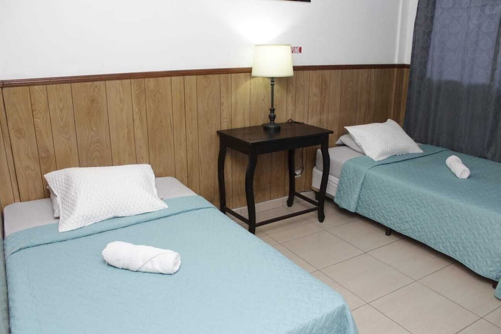 Hotel Manantiales El Salvador 16/52