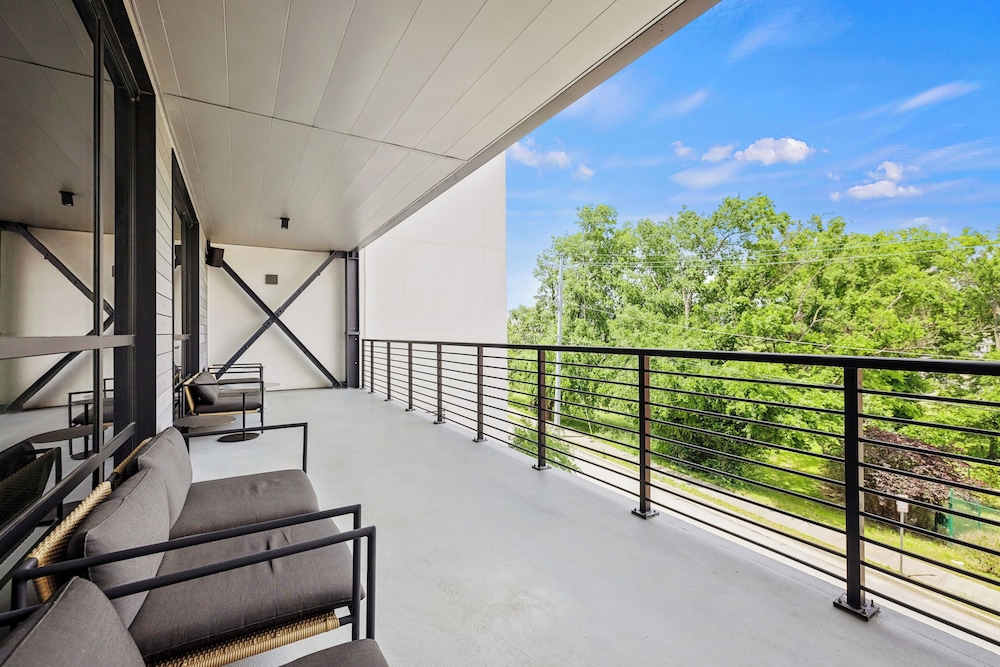 BentoLiving Chestnut Hill 43/77