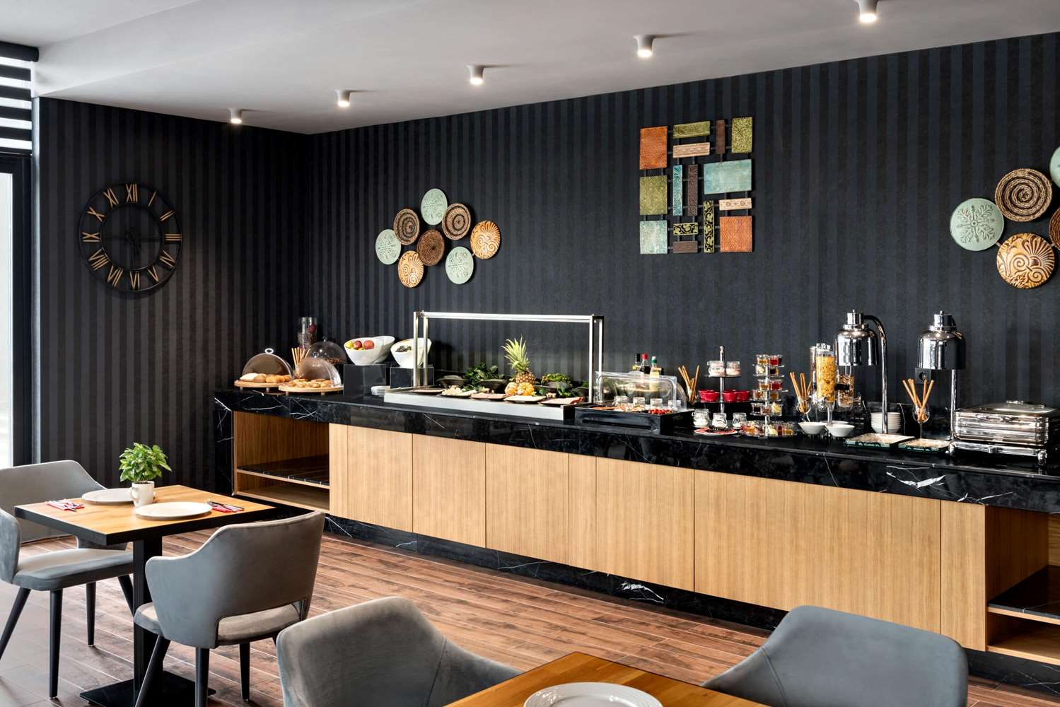 Ramada By Wyndham Budapest City Center 34/48