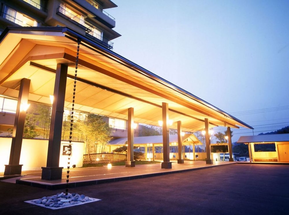 HIRUGAMI GRAND HOTEL TENSHIN 3/40