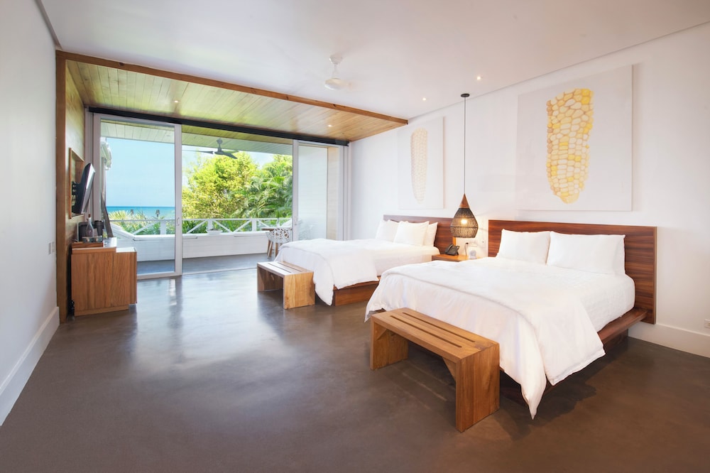 LUXURY, SUITE, 2 QUEEN BEDS, SEA VIEW