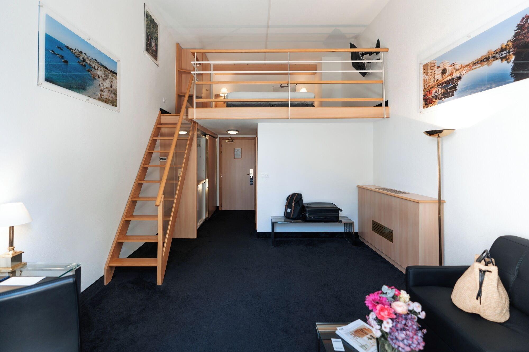 جناح جونيور بسرير مزدوج مع أريكة، Westotel Nantes Atlantique 3/4
