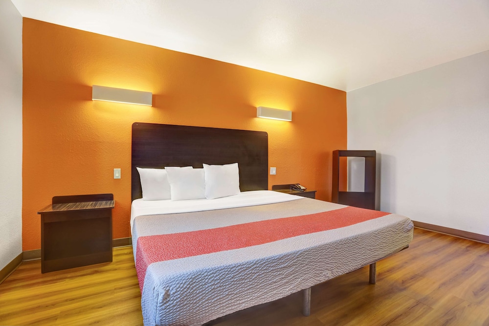 Motel6 Silver City, NM 13/36