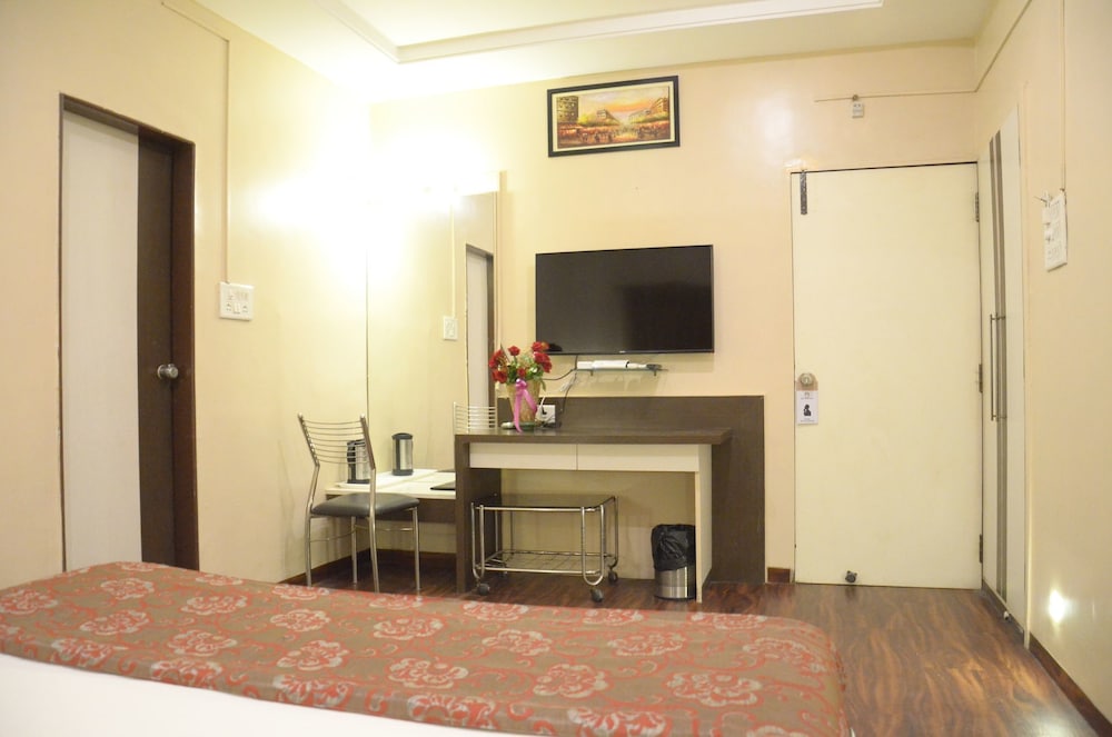 Hotel Vijay Residency 13/33