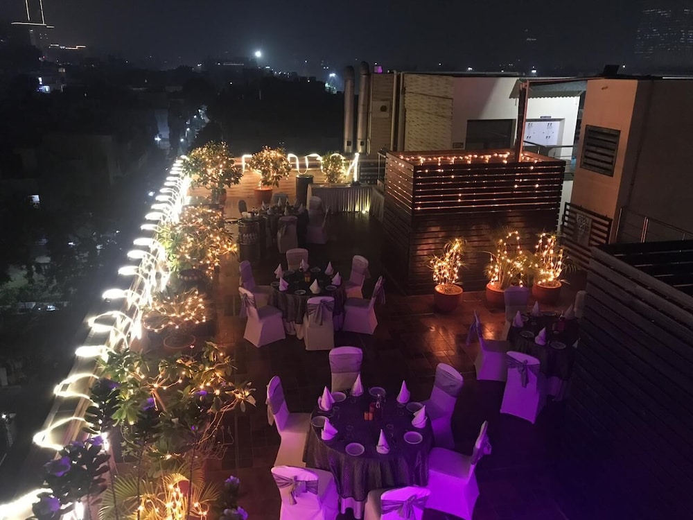 Fortune Sector 27, Noida - Member ITC Hotels Group 3/49