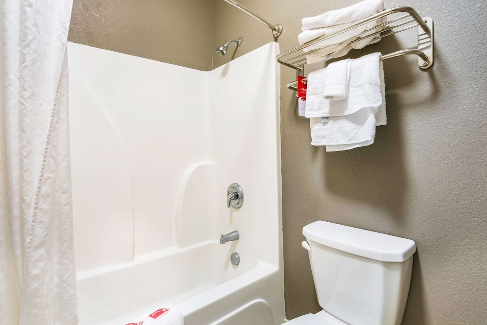 Econo Lodge Forrest City I-40 42/43