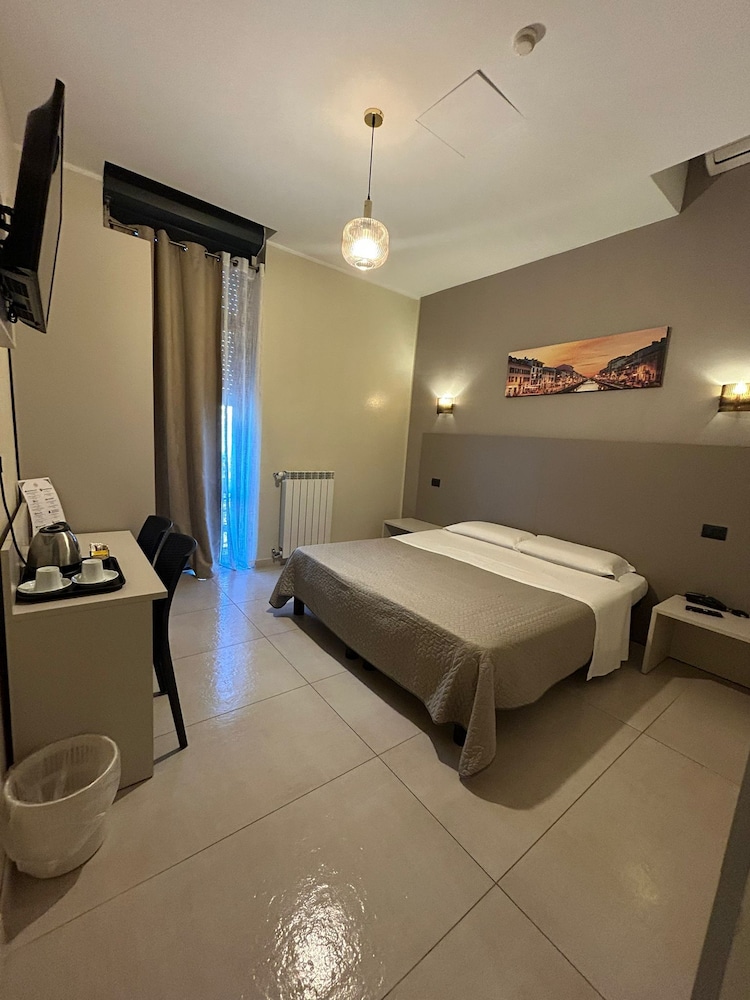 Milan Hostel 4/35