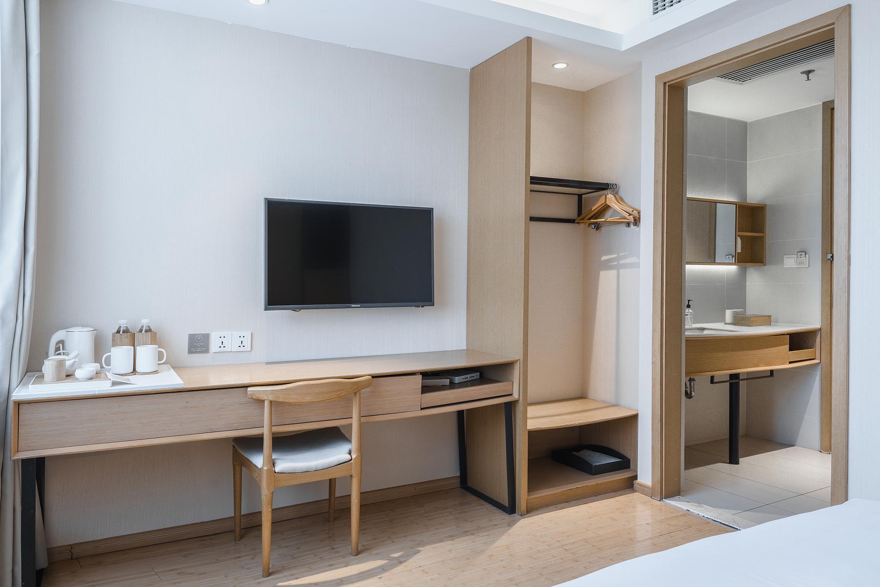Ji Hotel (Shanghai Zhoupu Wanda Plaza) 40/41