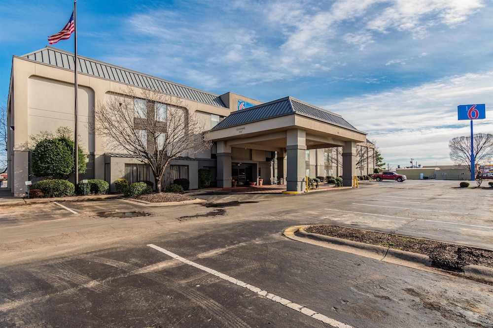 Wingate by Wyndham Conway, AR