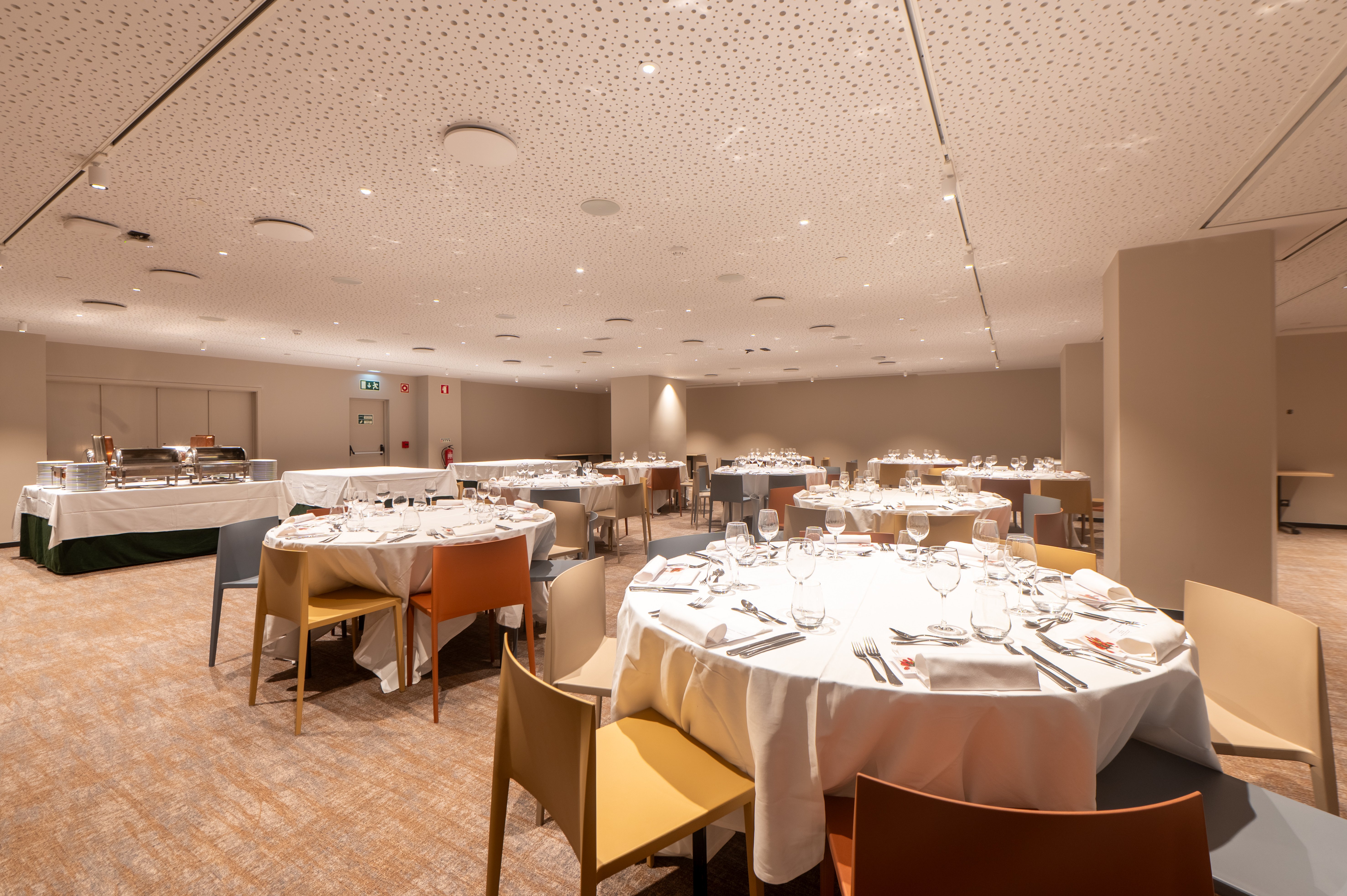 Holiday Inn Lisbon 55/77