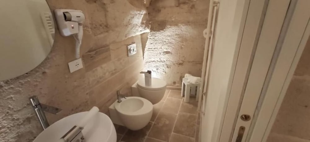 Cinque Elementi Sassi Matera 34/50