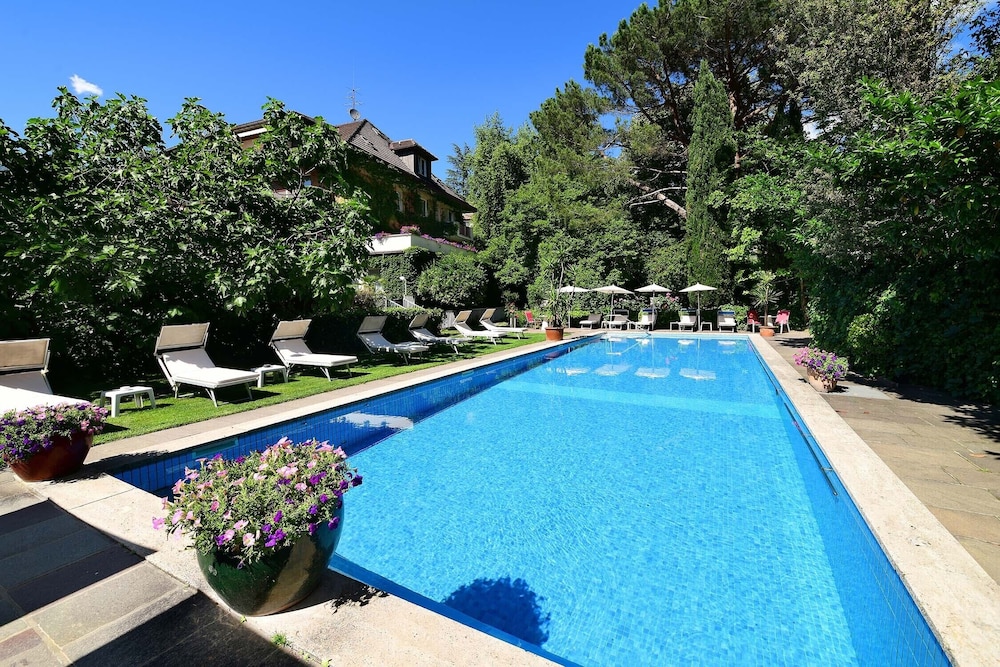 Hotel Juliane 25/56
