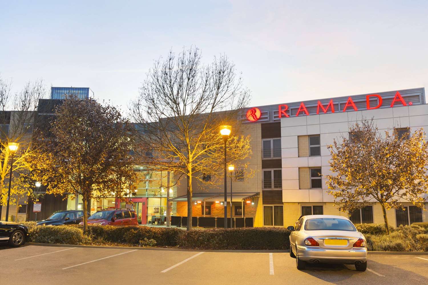 Ramada by Wyndham London North M1 37/40