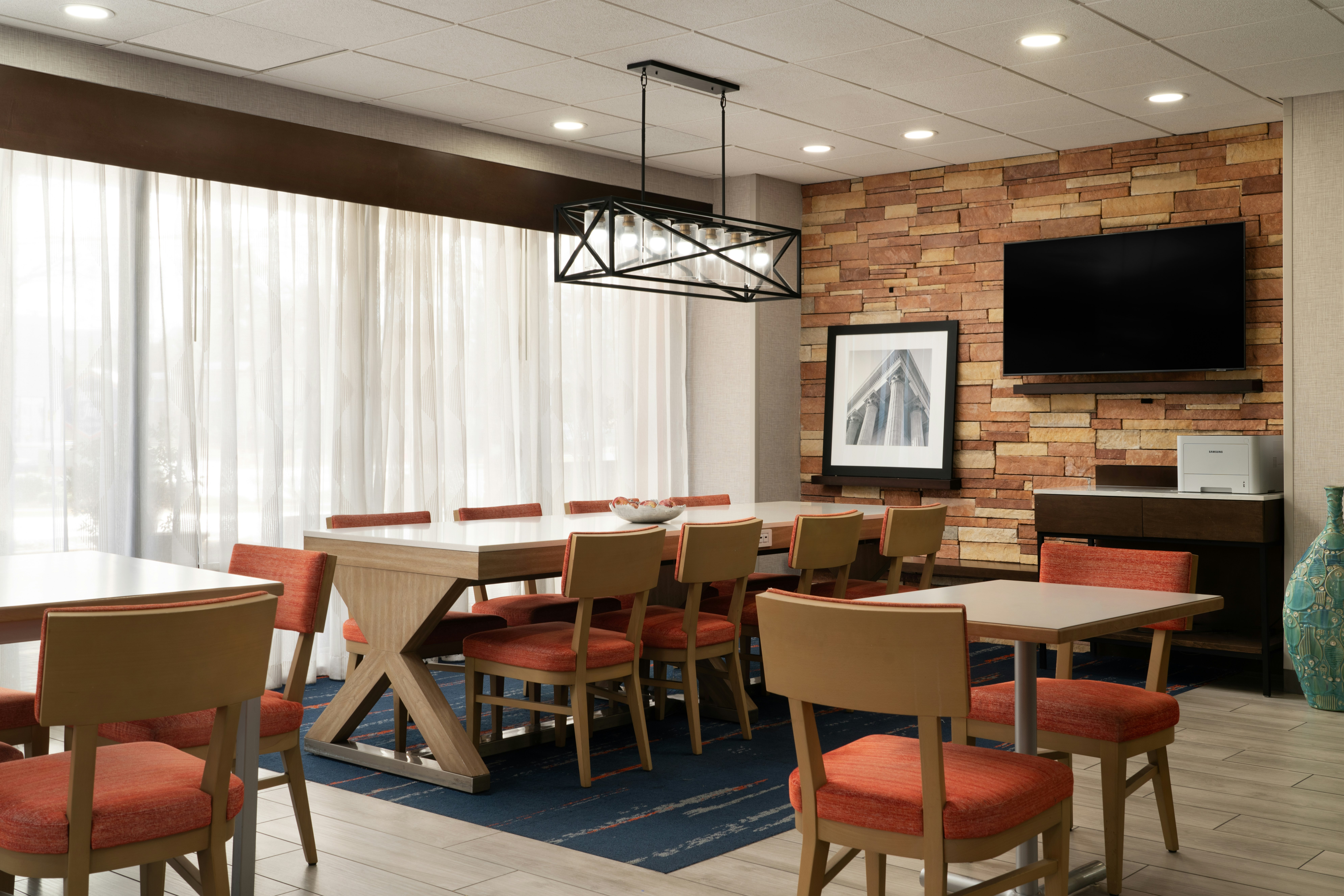 Hampton Inn Fairfax City 35/40