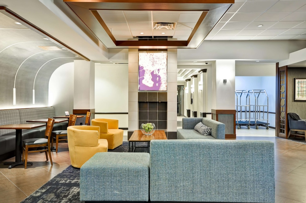 Hyatt Place Tampa Airport/Westshore 35/78