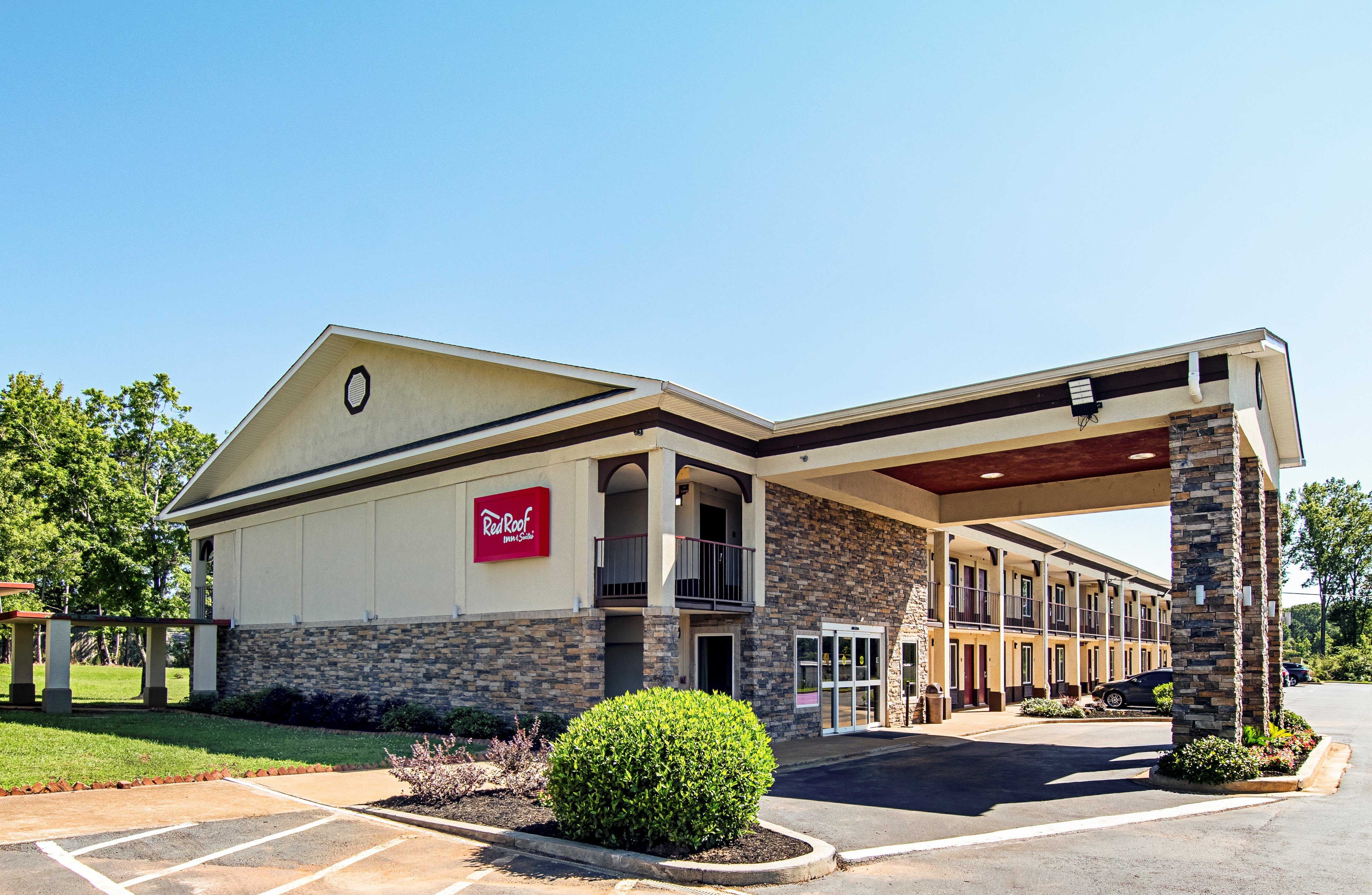 Red Roof Inn Suites Greenwood Sc 6/37