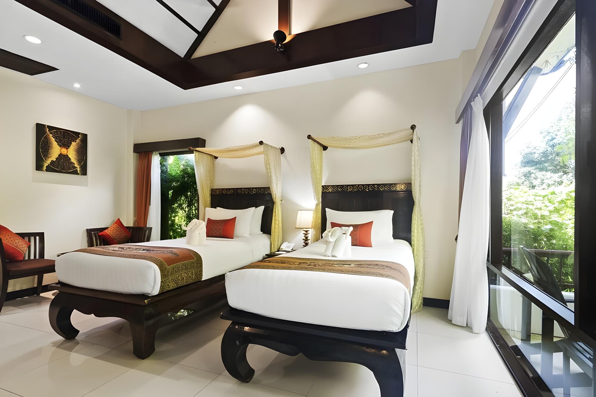 Cottage, Villa, King and Twin Beds