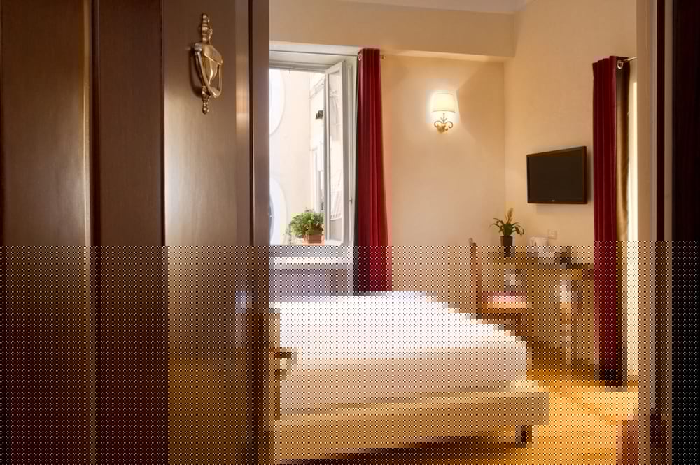 Residenza Frattina 10/49
