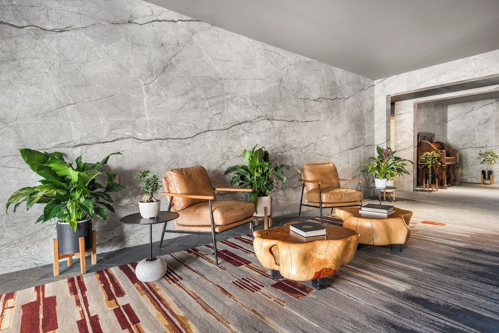 Wolfes Hotel Moab 3/42