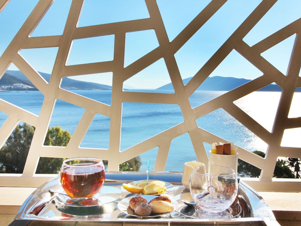 Azka Hotel 64/78