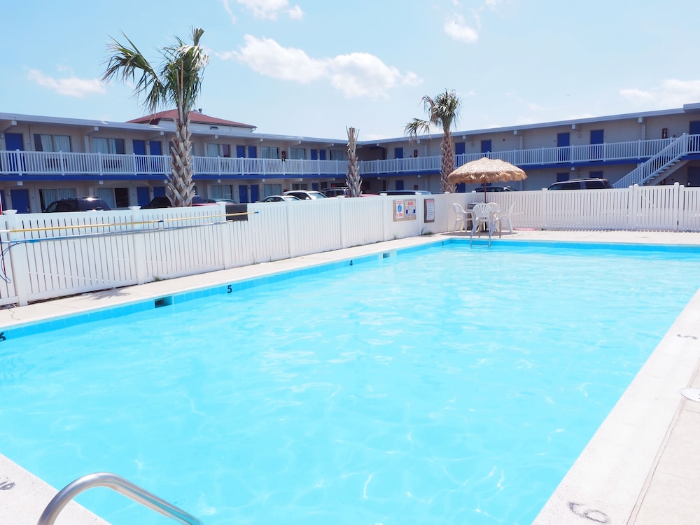Sandpiper Inn 3/48