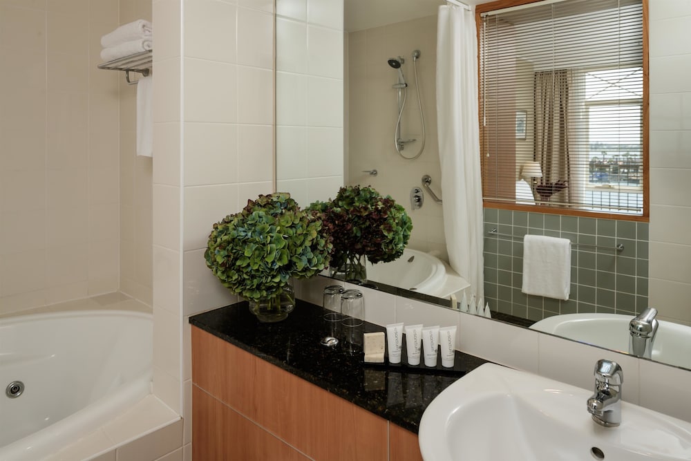 Rydges Newcastle 20/65