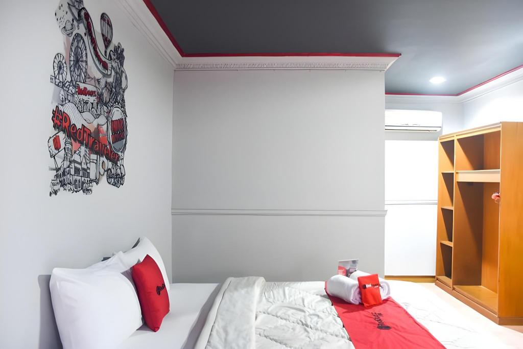 Room, Twin Beds