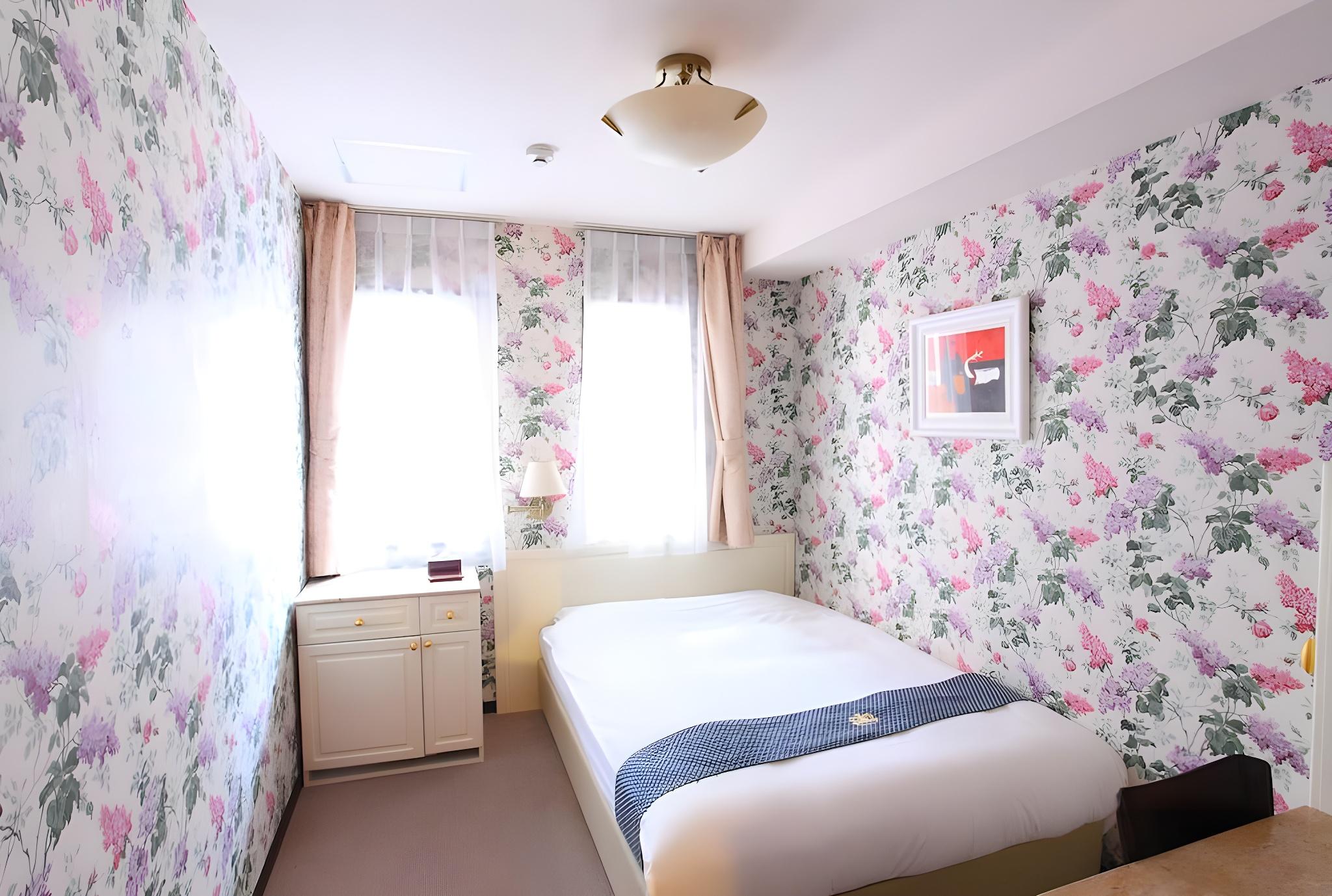 Semi Room, Ladies, Semi Double Bed