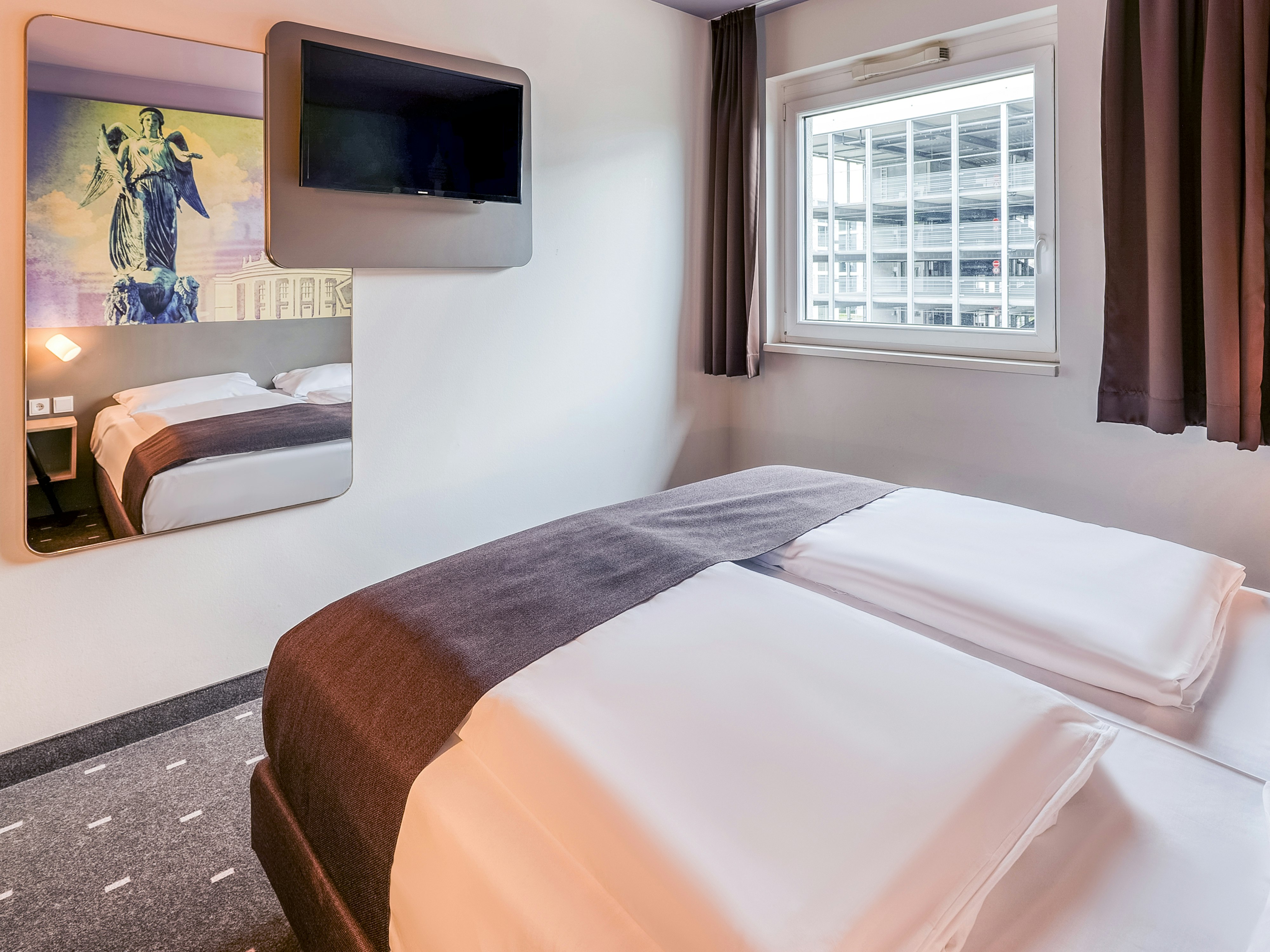 B&B Stuttgart Vaihingen 10/29