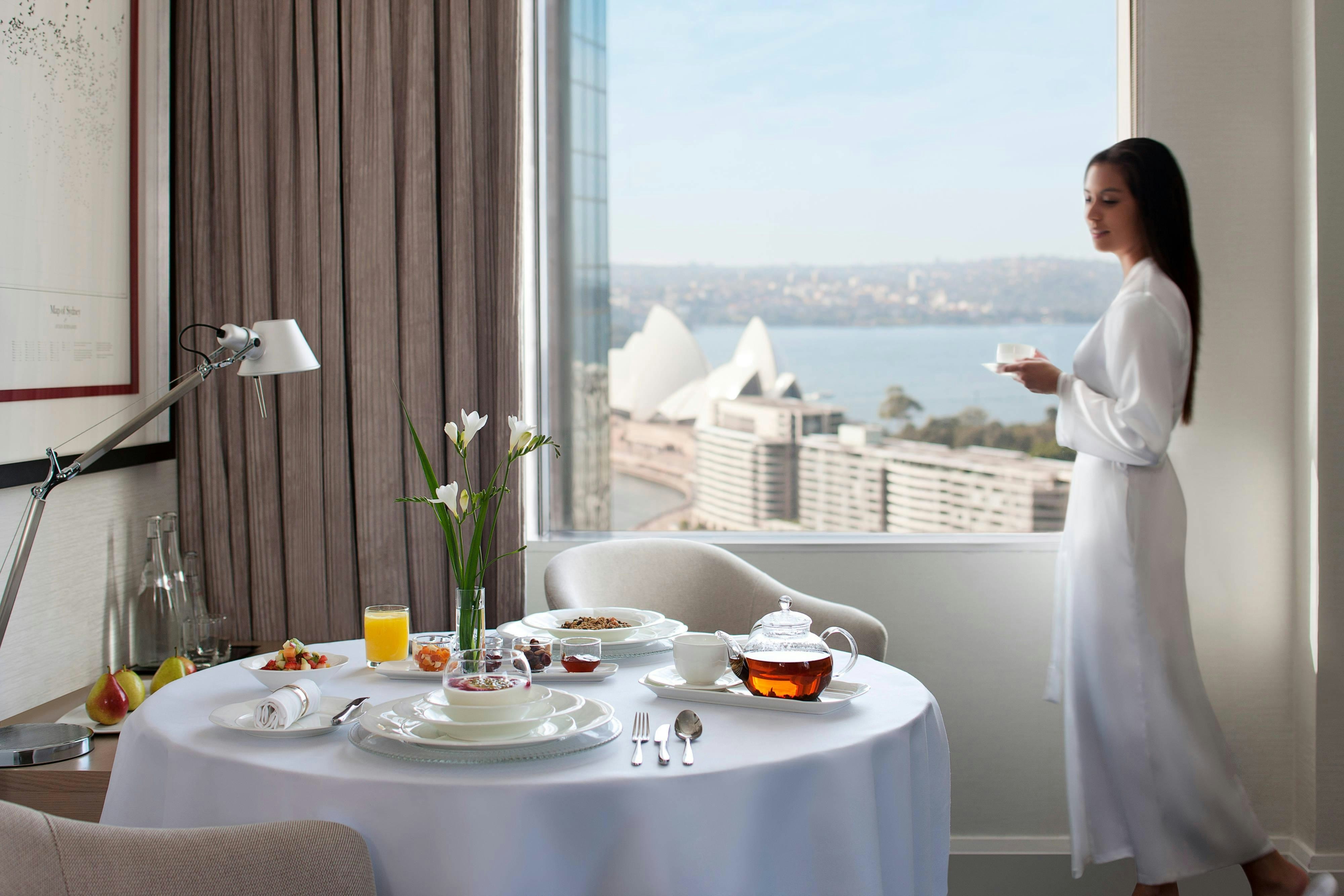 Sydney Harbour Marriott 42/53