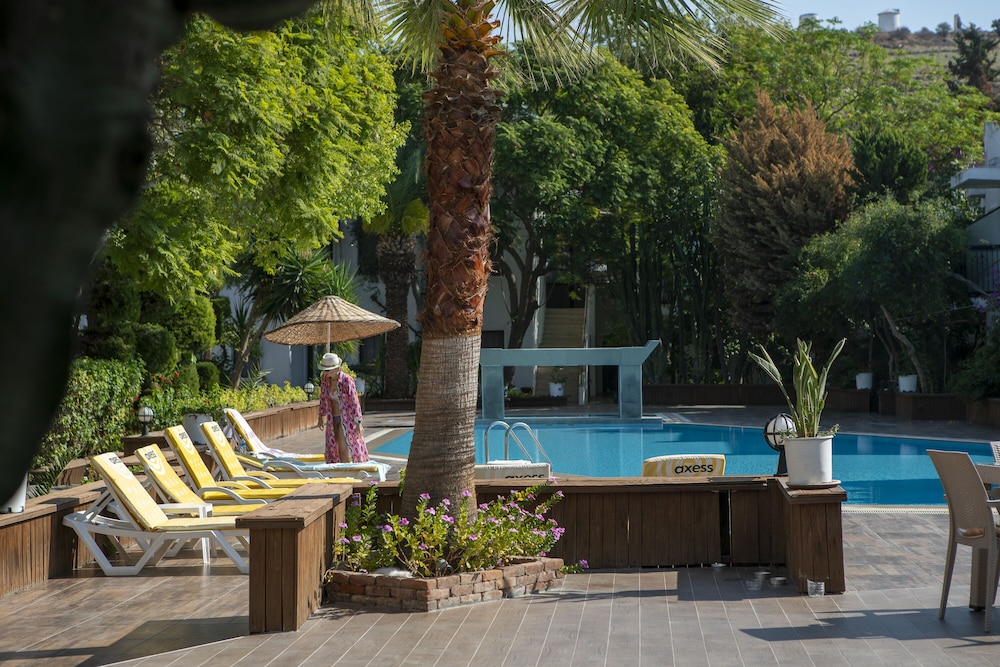 Flora Bodrum Hotel 8/63