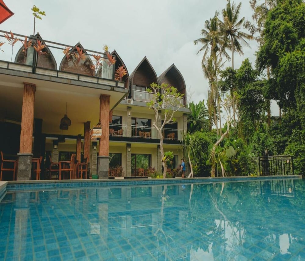 Sekar Arum Riverside Resort in BALI