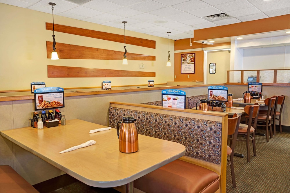 restaurant-cafeteria