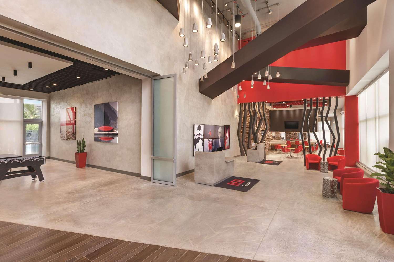 Kompose Boutique Hotel Miami Airport 33/34