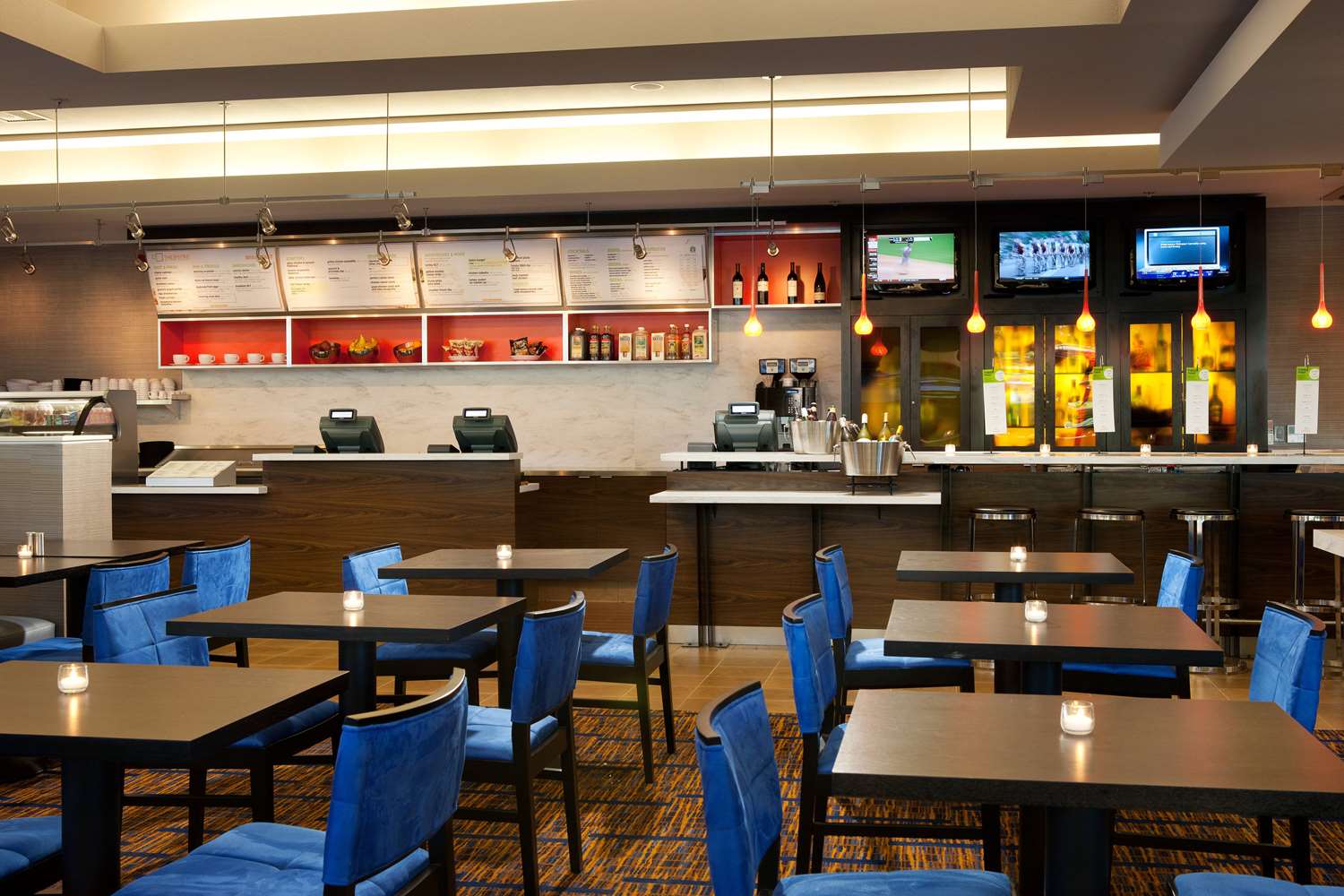 restaurant cafeteria
