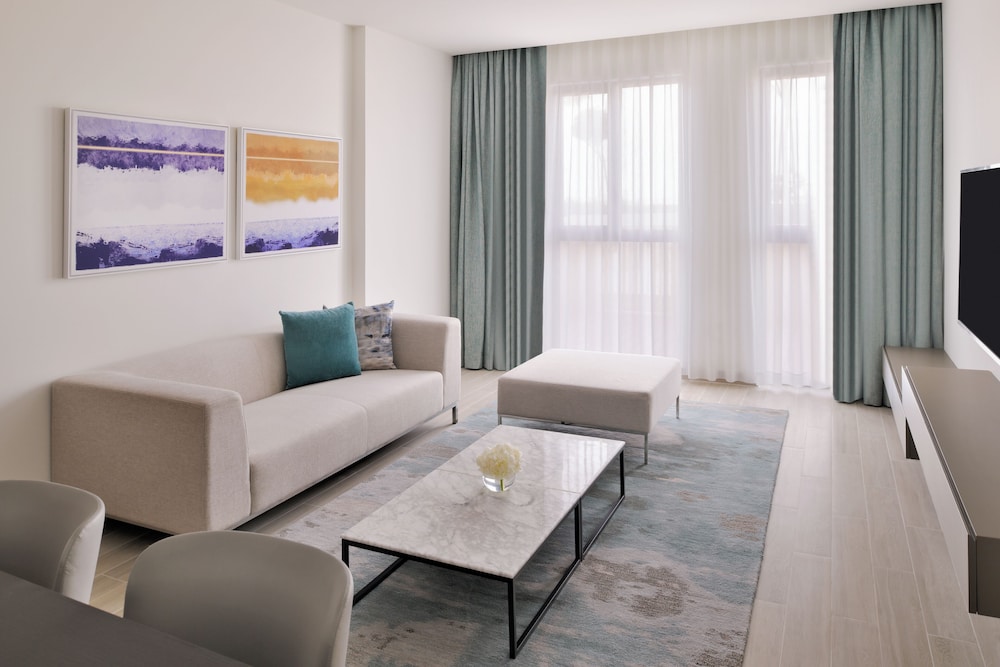 Movenpick Hotel and Hotel Apartments Ghala Muscat 30/50