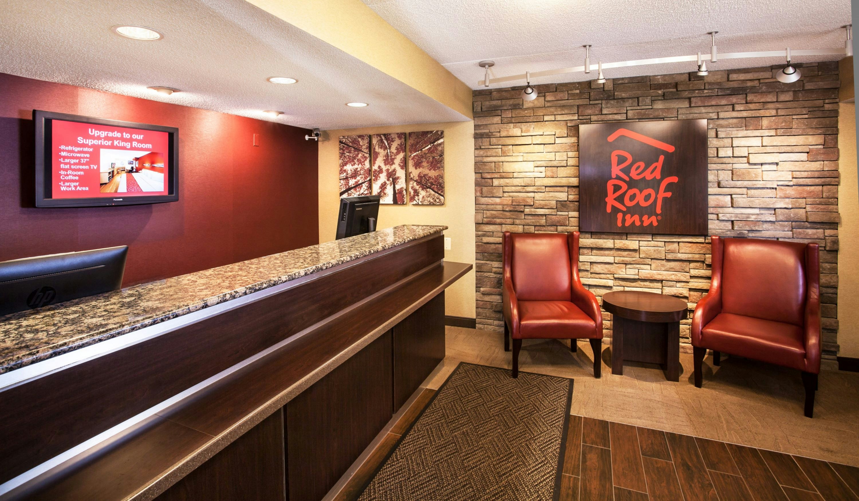 Red Roof Inn Utica 20/21