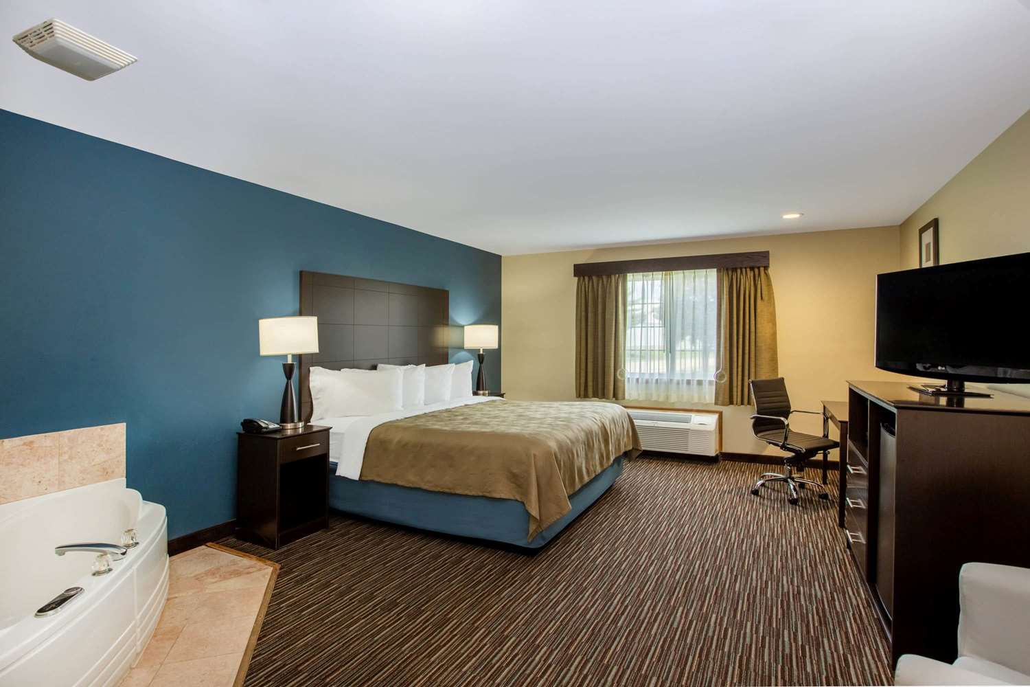 Americinn By Wyndham Jefferson 8/20