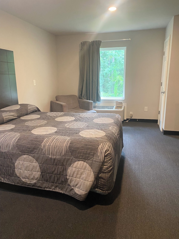 WoodSpring Suites Atlanta Airport 26/56